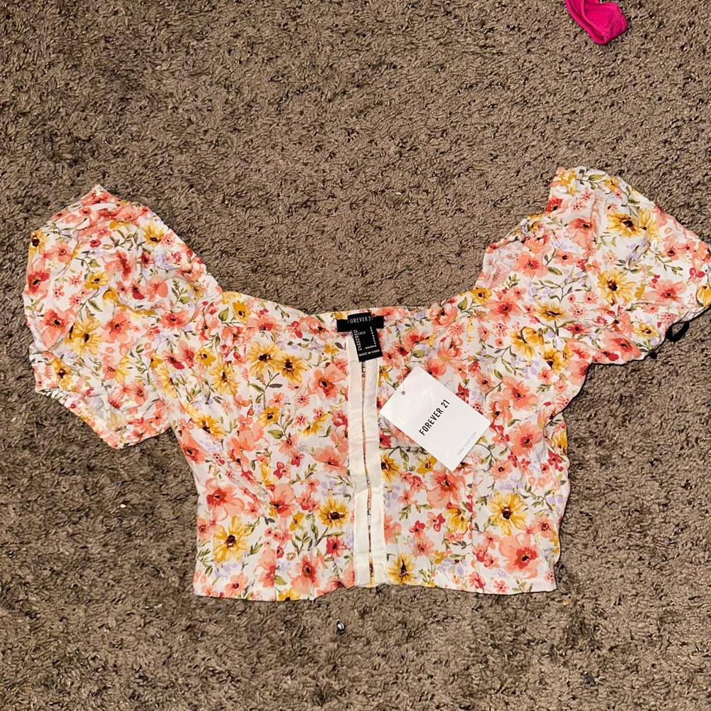Forever 21 Multicolored Puff Sleeve Crop Top
